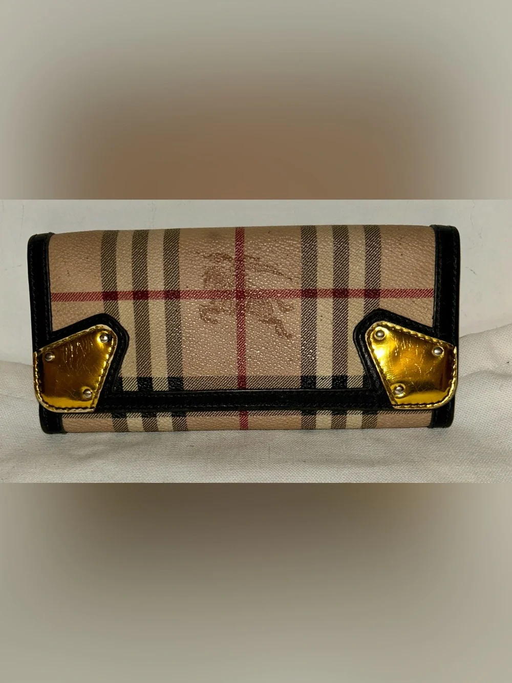 Burberry Beige Plaid Wallet with Black Trim and Gold Accents - Picture 1 of 8